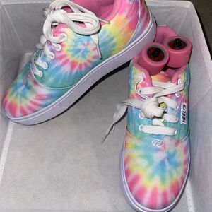 Heelys Kids Rainbow Tie-Dye Sneakers